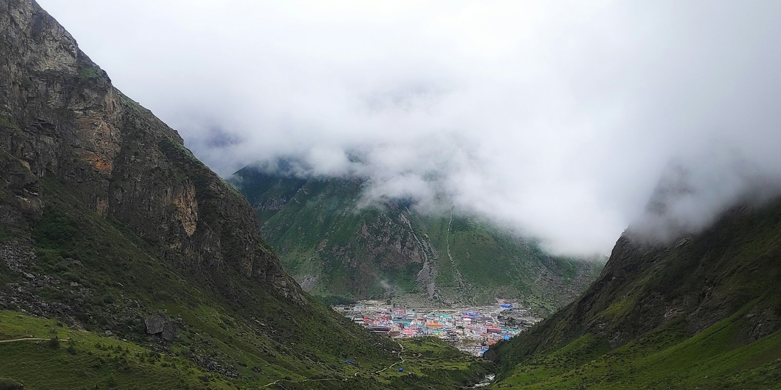 Valley of Flowers & Hemkund Sahib Trek